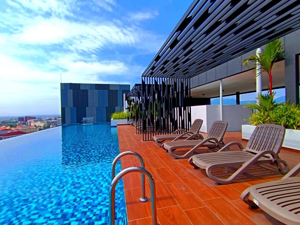 The Horizon 2br L12 By Grab A Apartment